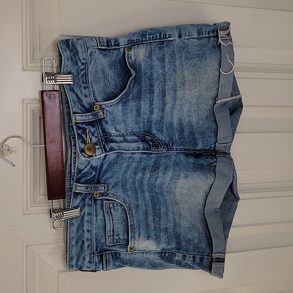 American Eagle Outfitters Pants - American Eagle Outfitters Blue Jean Shorts Size 8 Stretch Cut off Raw Hem